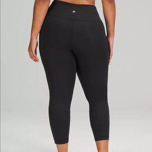 Lululemon Wunder Under Black size 12